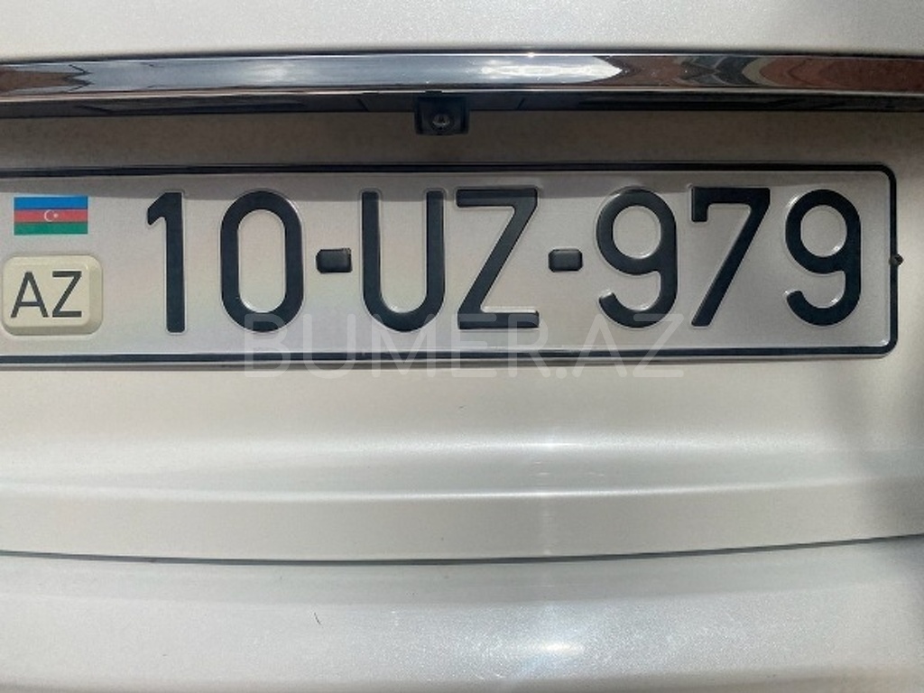 10-UZ-979