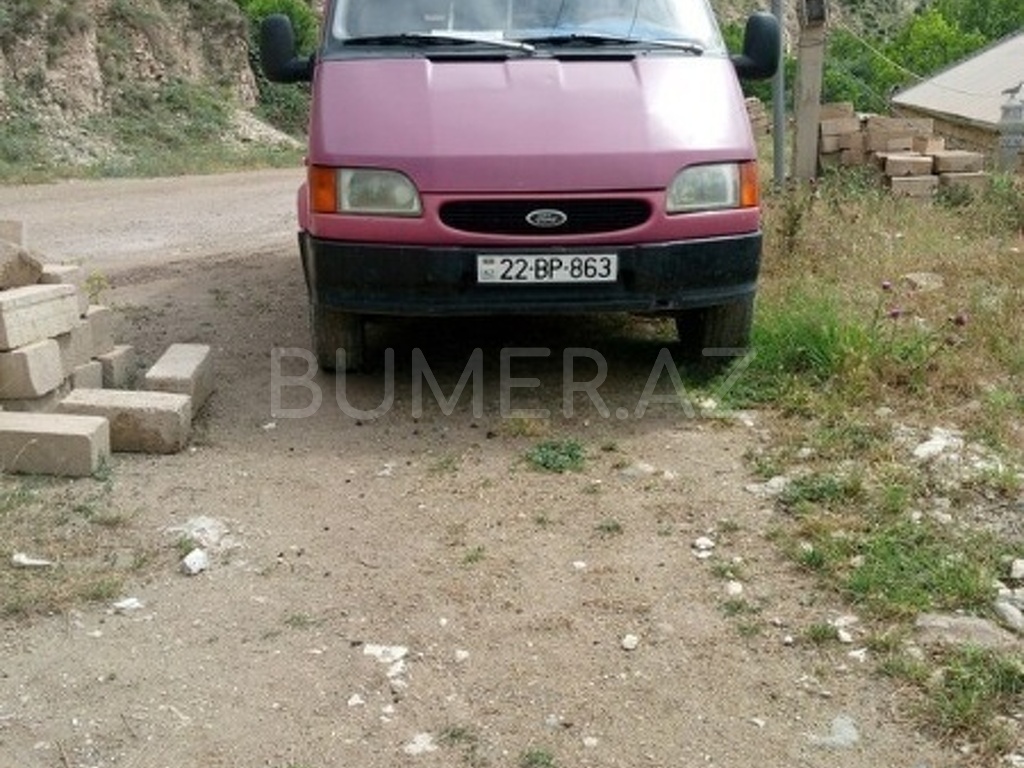 1999, 2.5L, 200000 km, Mexanika