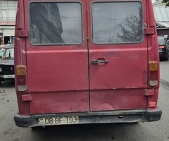 1993, 2.5L, 355555 km, Mexanika