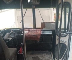 1998, 4.5L, 250000 km, Mexanika