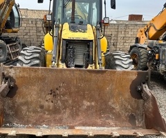 New Holland, Ekskavator, 2011, 8400 km