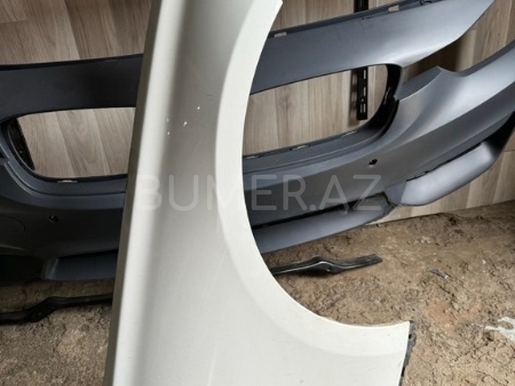 Ban-Kuza hissələr  BMW, "BMW F30" qanadı