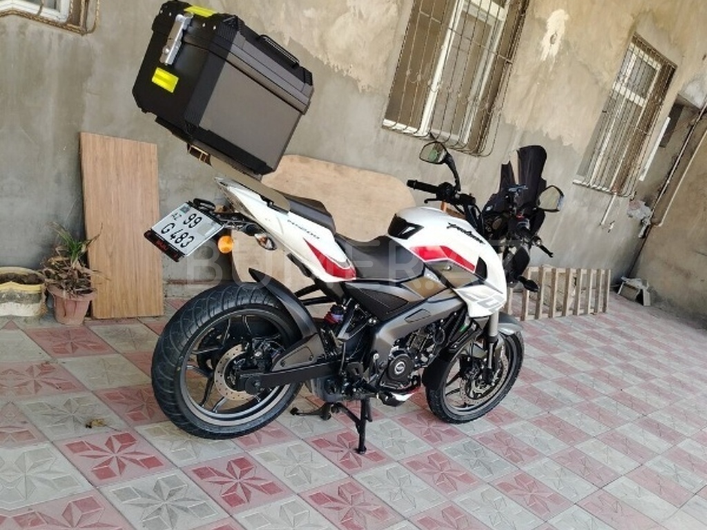 Motosiklet, 2024, 0.20L, 12000 km