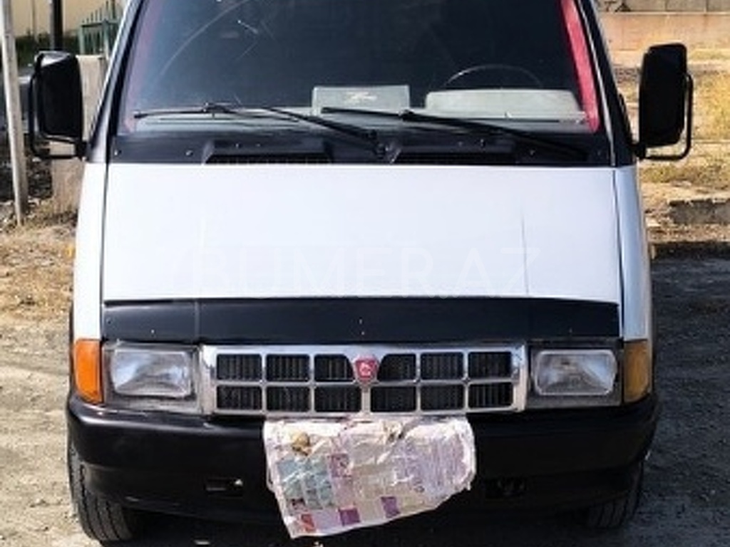 33027 , 1998, 2.7L, 150000 km, Mexanika