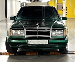 Mercedes E Class  E 200, 1989, 2.0L, 456000 km, Mexanika