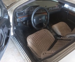 Mercedes E Class  E 200, 1991, 2.0L, 255000 km, Mexanika
