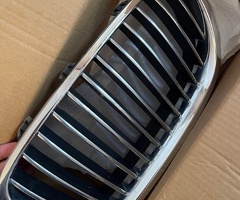 Ban-Kuza hissələr  BMW, "BMW F10" radiator barmaqlığı