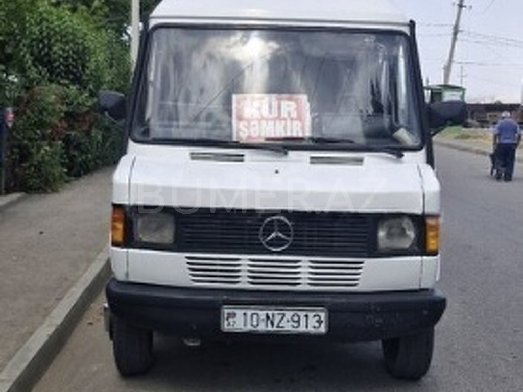 1994, 2.5L, 500000 km, Mexanika