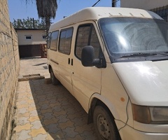 1992, 2.5L, 300000 km, Mexanika
