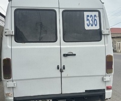 1994, 2.4L, 524368 km, Mexanika