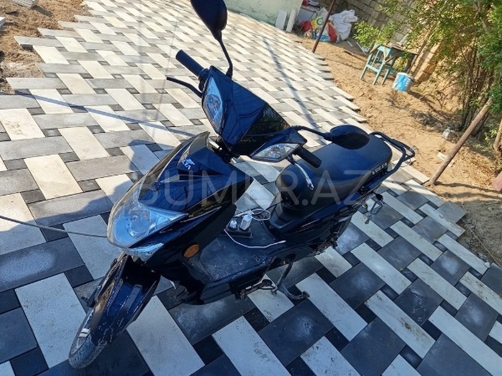 Moped, 2023, 7000 km