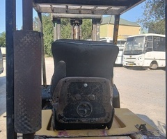 Komatsu, Yükləyicilər, 2000, 2500 km