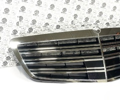 Ban-Kuza hissələr  Mercedes, "Mercedes S Class W221" radiator barmaqlığı