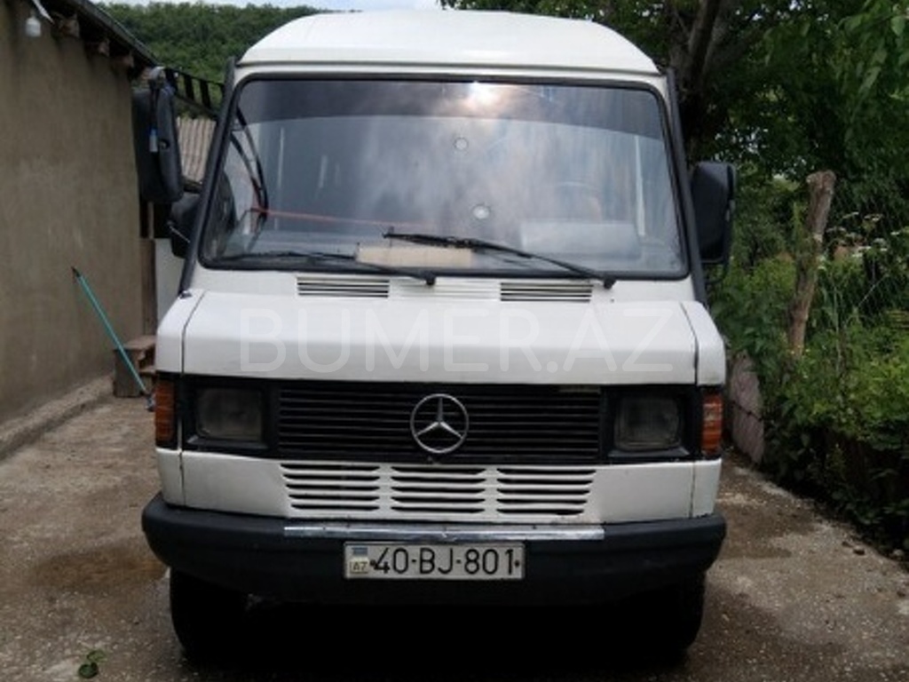 1993, 2.5L, 250000 km, Mexanika