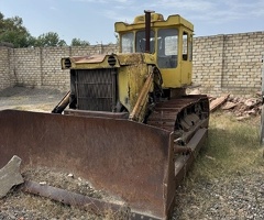 T-seriya, Buldozer, 1982, 15000 km
