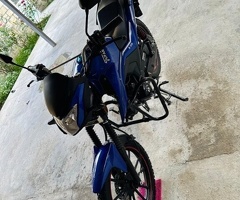 Motosiklet, 2025, 0.05L, 700 km
