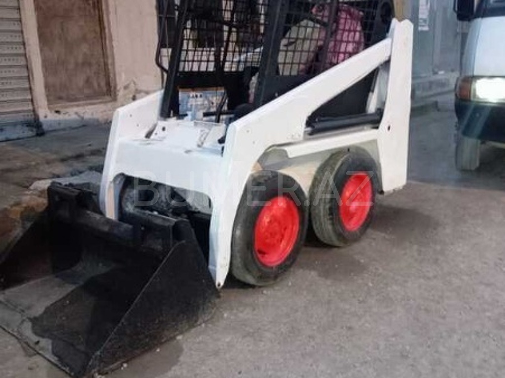 Bobcat, Yükləyicilər, 2002