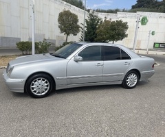 Mercedes E Class  E 240, 2001, 2.6L, 284000 km, Avtomat