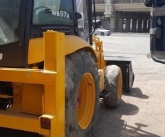 Komatsu, Ekskavator, 2010, 9400 km