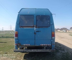 1991, 2.5L, 300000 km, Mexanika
