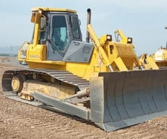 Komatsu, Buldozer, 2000, 11000 km