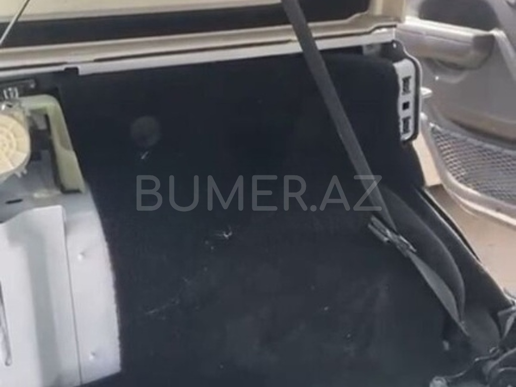 Ban-Kuza hissələr  Jeep, "Jeep Wrangler 2023" baqaj içliyi