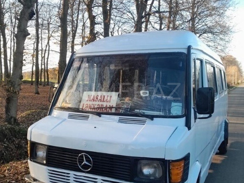 1990, 2.5L, 160000 km, Mexanika