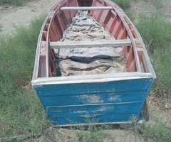 Taxta qayıq, 1976