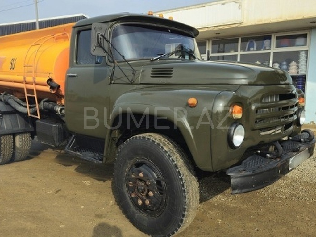 130 , 1981, 4.8L, 350000 km, Mexanika