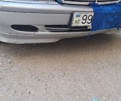 Ban-Kuza hissələr  Mercedes, "Mercedes C class" buferi