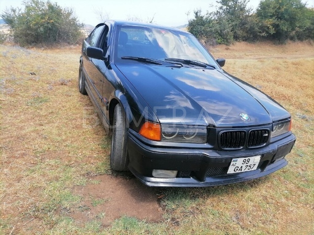 BMW 3-series 320, 1993, 2.0L, 260000 km, Mexanika