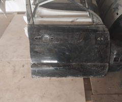 Ban-Kuza hissələr  Hyundai, "Hyundai Tuсson 2005-2009" ön sağ qapısı