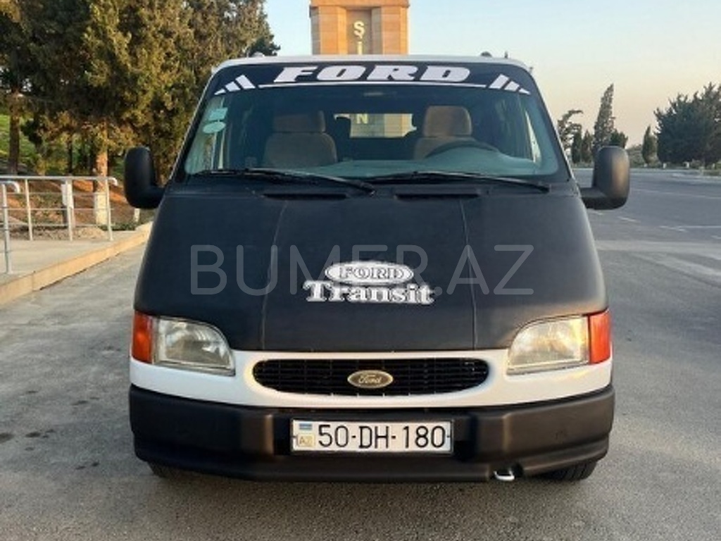 1998, 2.5L, 690000 km, Mexanika
