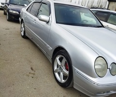 Mercedes E Class  E 220, 2000, 2.2L, 482803 km, Avtomat