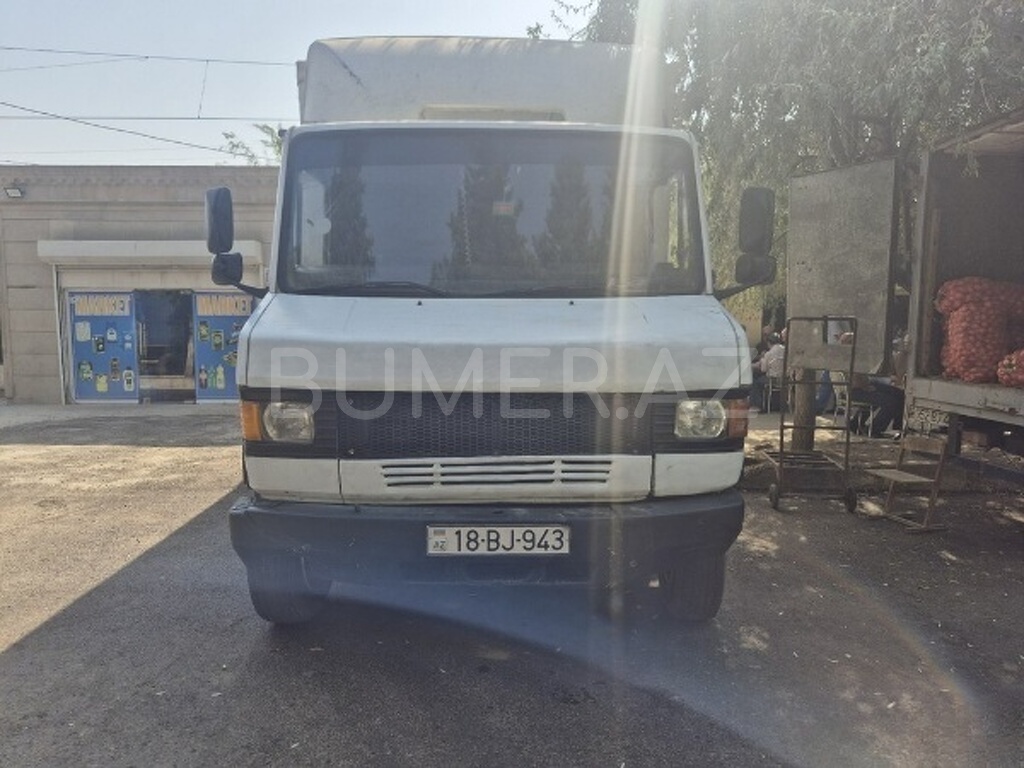 711 D , 1991, 4.0L, 650000 km, Mexanika