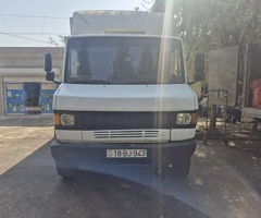 711 D , 1991, 4.0L, 650000 km, Mexanika