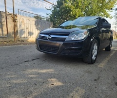 Opel  Astra, 2006, 1.3L, 302000 km, Mexanika