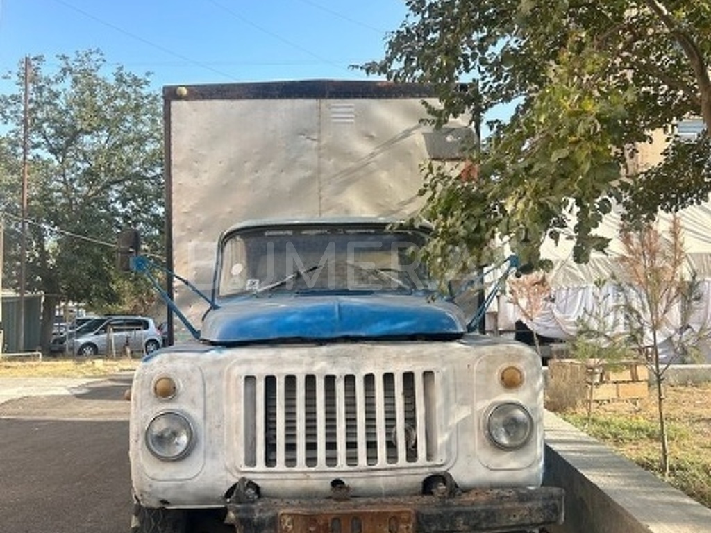 53, 1983, 4.3L, 204000 km, Mexanika