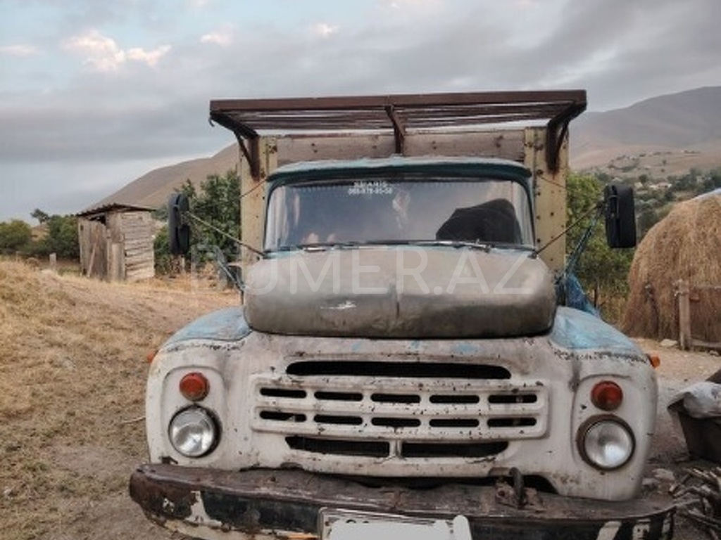 130 , 1983, 11L, 300000 km, Mexanika