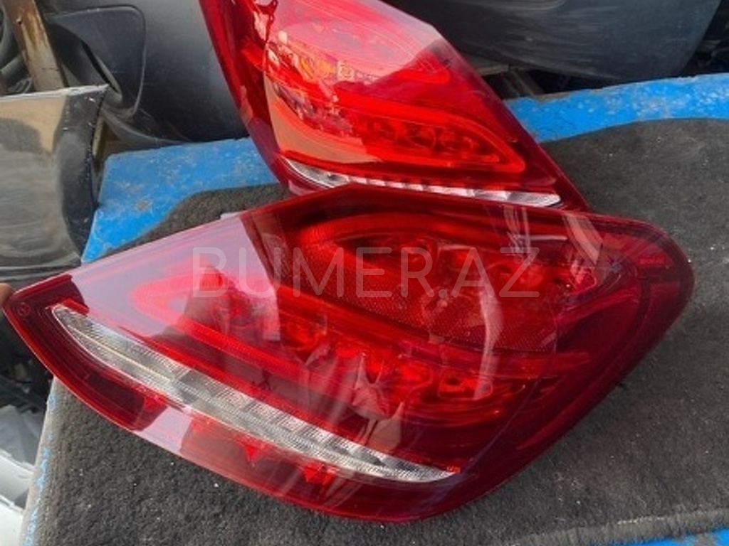 Ban-Kuza hissələr  Mercedes, "Mercedes W205" arxa stop işığı