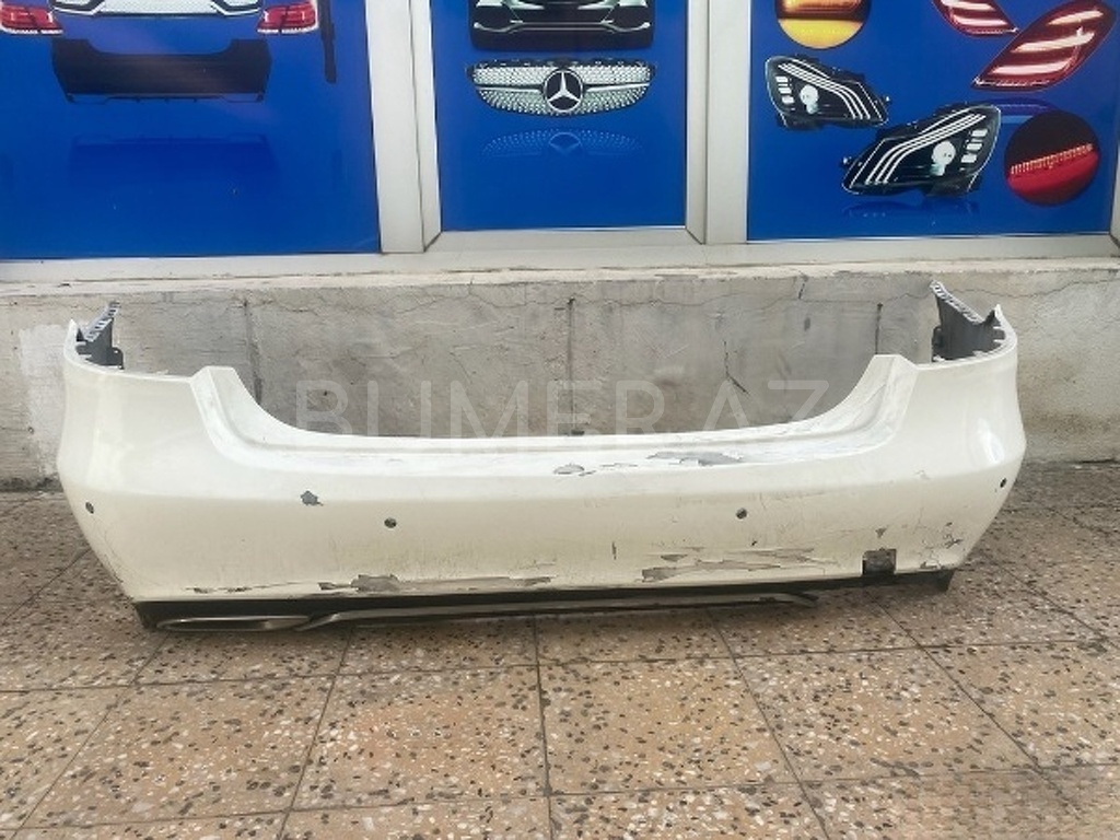 Ban-Kuza hissələr  Mercedes, "Mercedes W212" arxa buferi