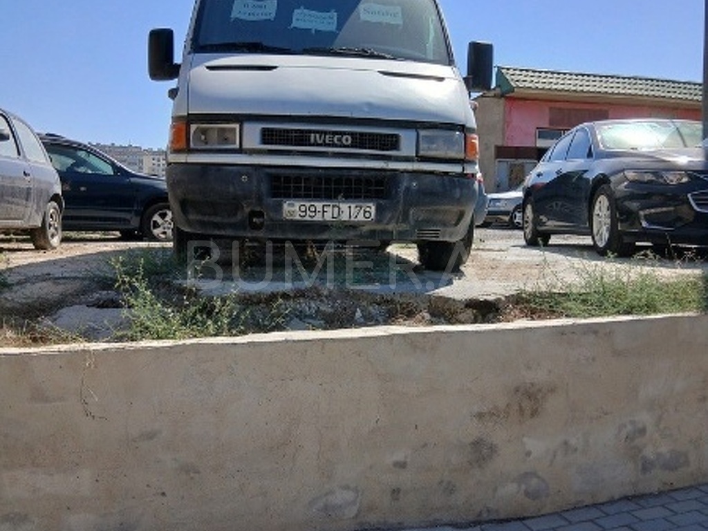 35 S11  , 2001, 2.8L, 380000 km, Mexanika