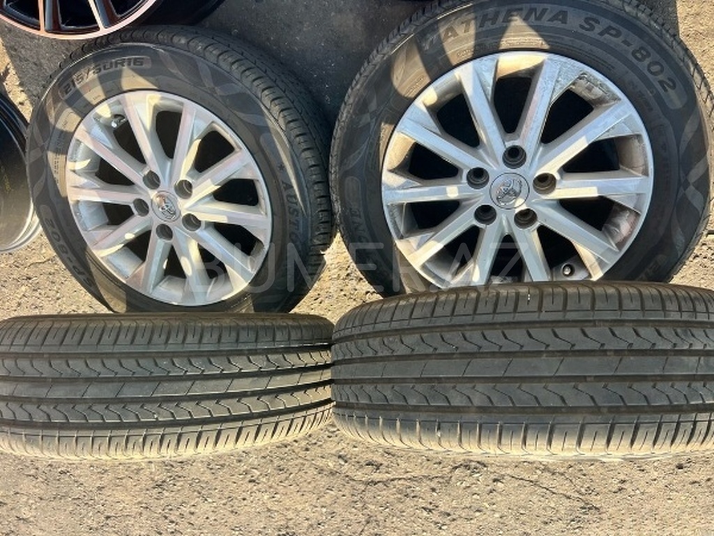 Şinlər və disklər, "Toyota Camry" diskləri R16