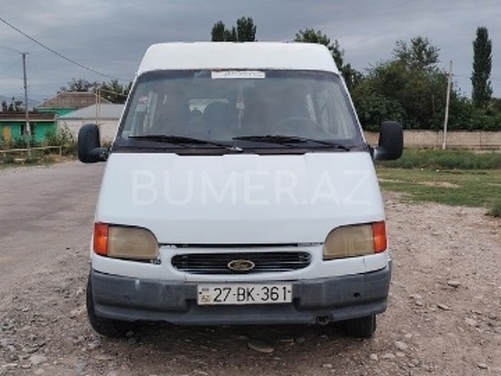 1992, 2.5L, 99821 km, Mexanika