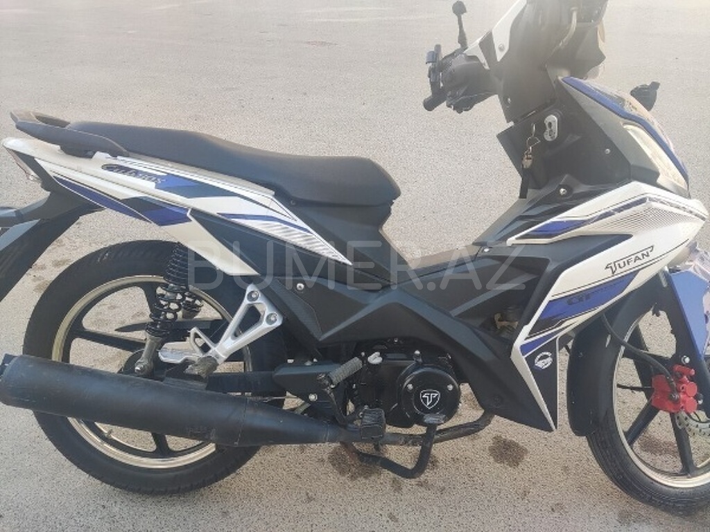 Moped, 2024, 0.05L, 10700 km