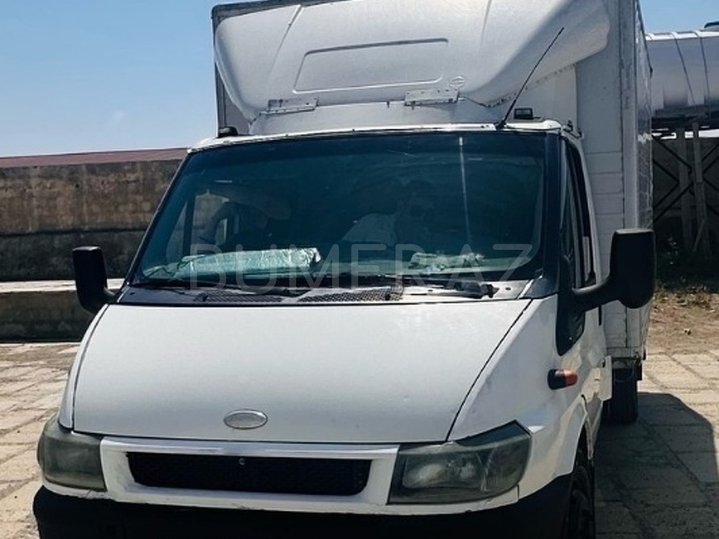 Transit , 2001, 2.4L, 677500 km, Mexanika