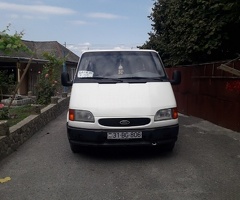 2000, 2.5L, 650000 km, Mexanika