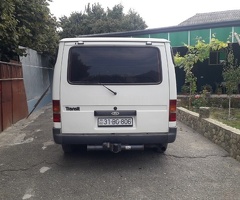 2000, 2.5L, 650000 km, Mexanika