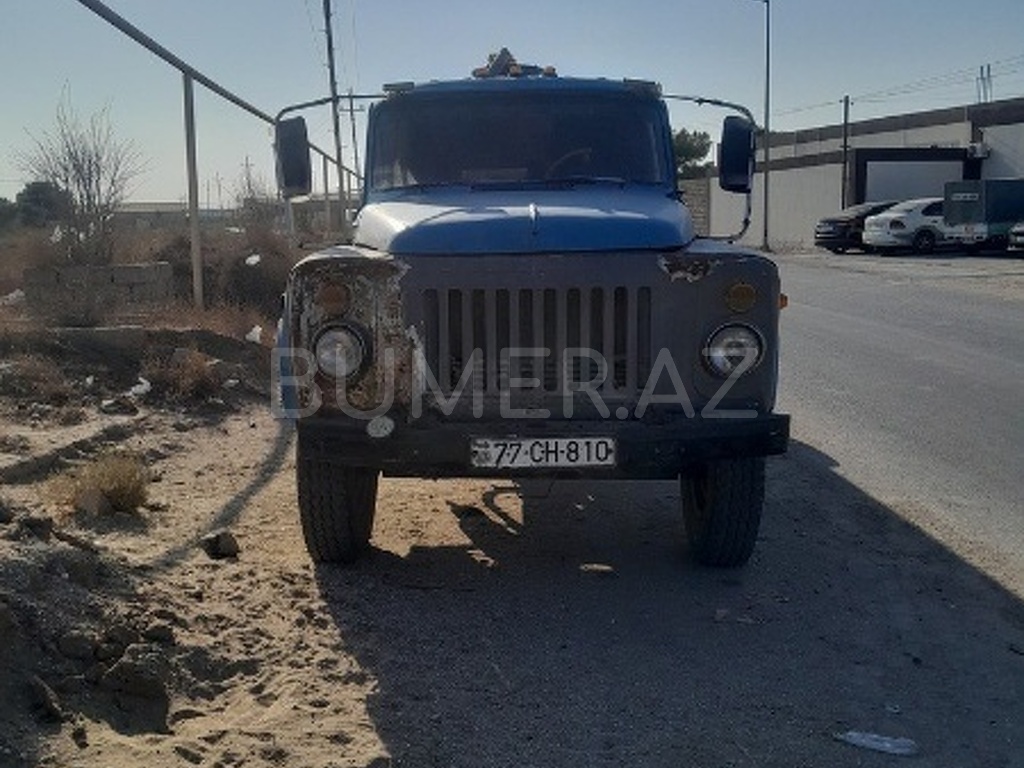 53, 1987, 4.4L, 269000 km, Mexanika