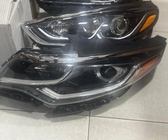 Ban-Kuza hissələr  Hyundai, "Hyundai Sonata" farası